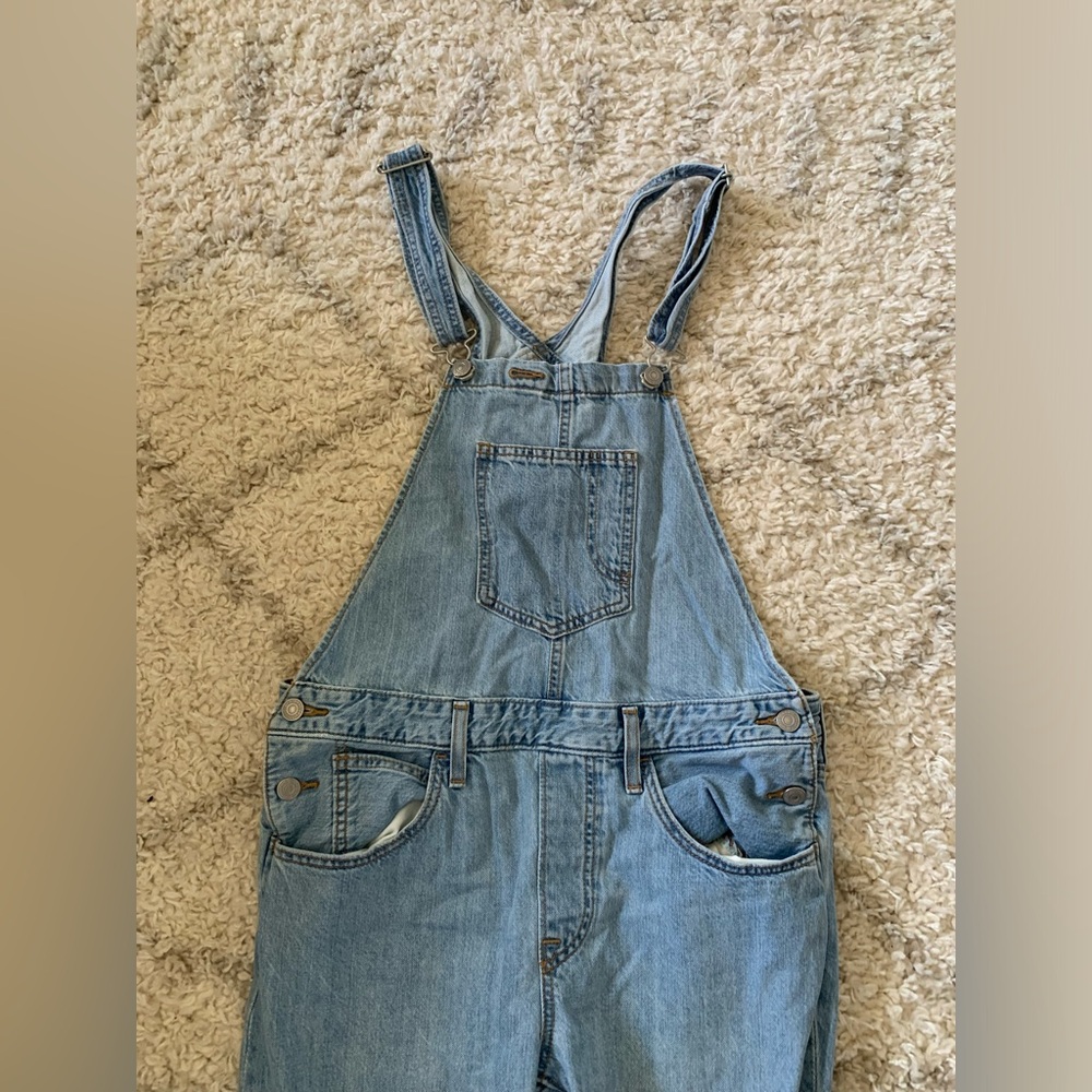 Levi’s overalls women’s